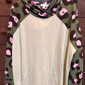 LuLaRoe Amber Hoodie 3XL